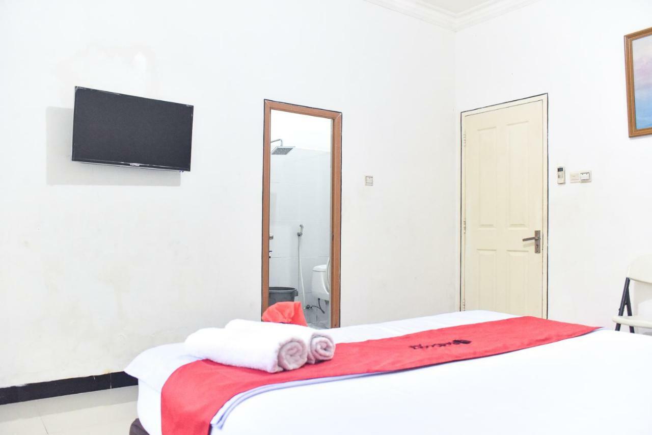 Reddoorz Near Sultan Hasanuddin Airport 2 Mandai Exterior foto